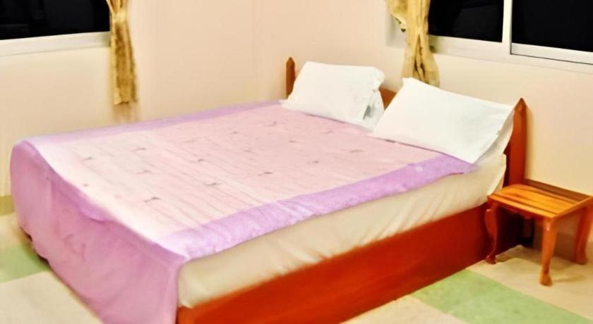 107 Tower Hotel נאן מראה חיצוני תמונה